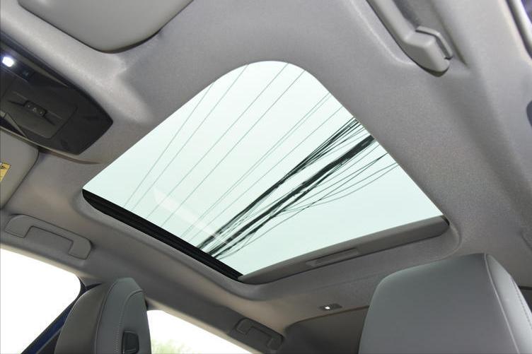 凡尔赛c5x和思域谁安全,凡尔赛c5x对比cx4百公里加速