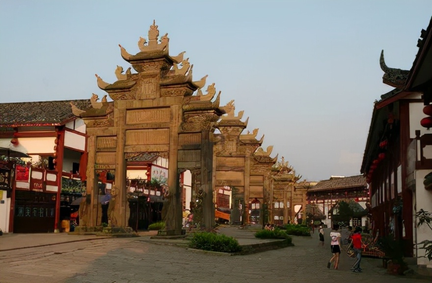 美丽隆昌我的家伴奏,美丽隆昌我的家