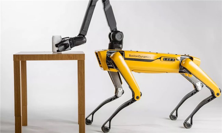 雷军铁蛋测试,雷军演示铁蛋机器