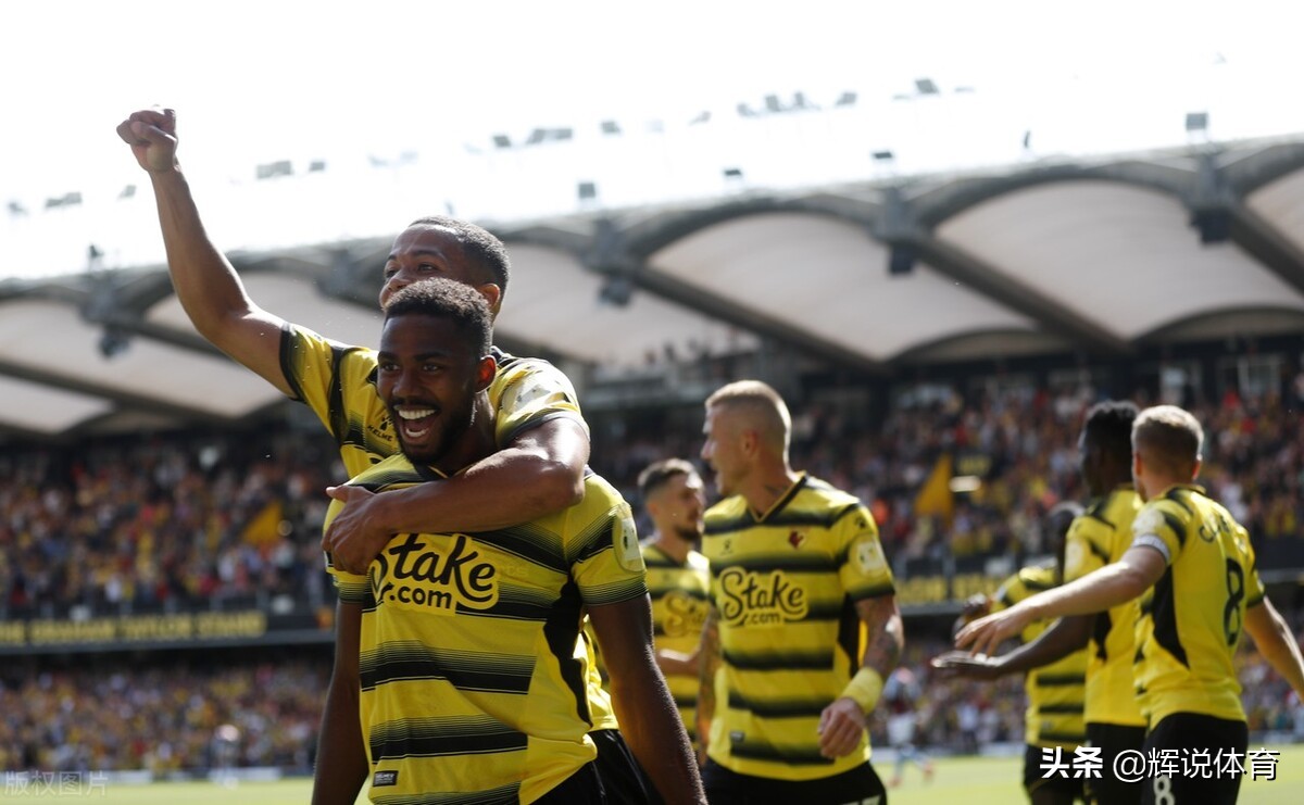 英超球队赞助商一览,20-21赛季曼联球衣胸前赞助商