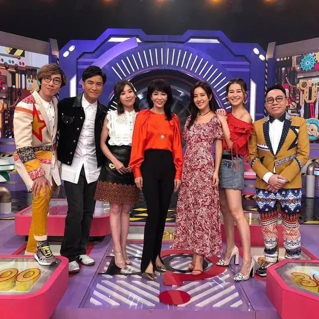 40岁的郑裕玲和60岁对比,63岁郑裕玲图