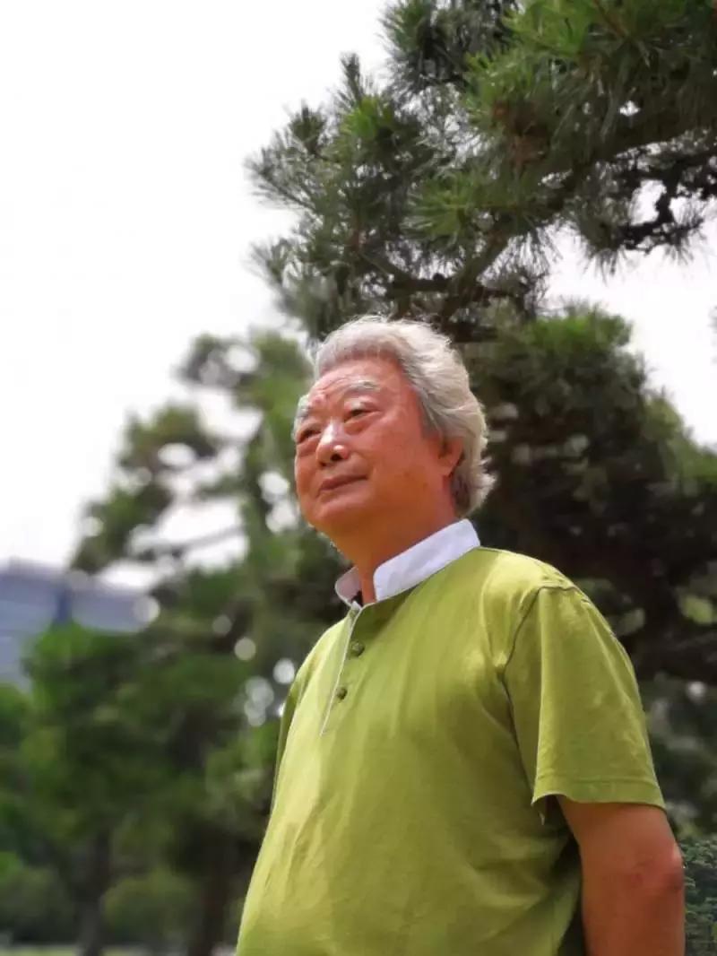 仰之弥高—谈陶然先生“以文化书”和“以书呈文”的境界