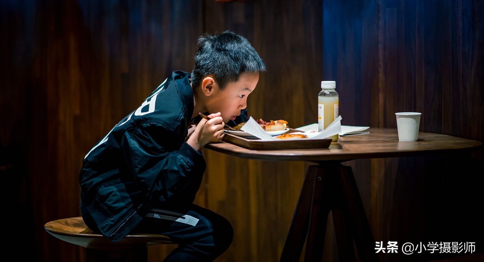 1600超长焦镜头,尼康55-1.8人像镜头