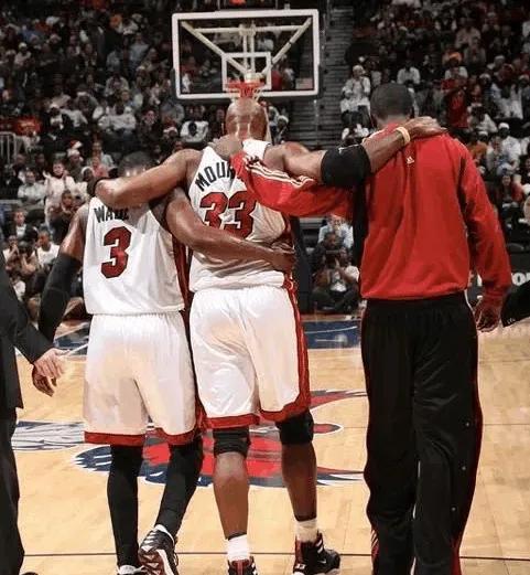 体坛十大最感动人的时刻,国外体坛感动视频