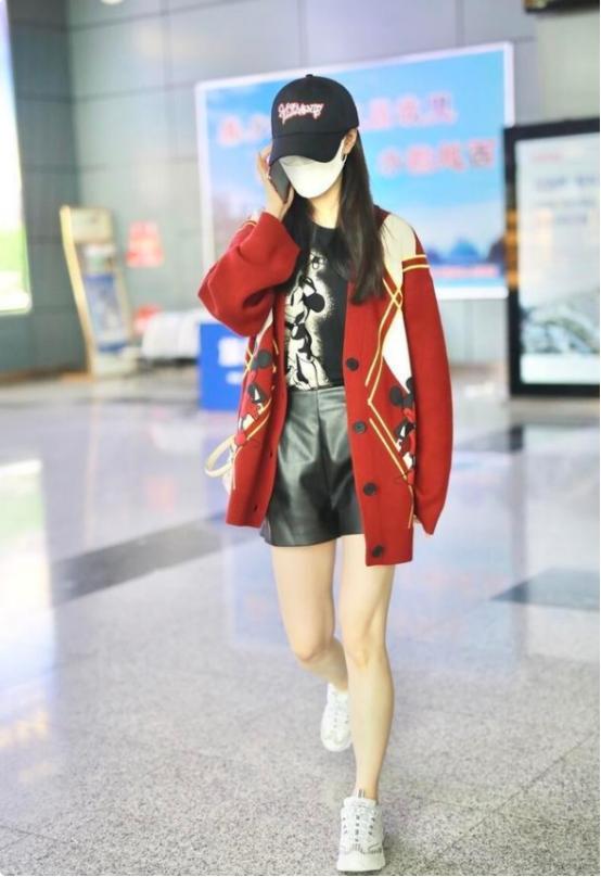 宋轶夏天穿衣图片,宋轶综艺穿白t恤