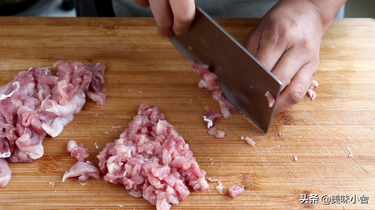 教你在家做黄豆辣椒酱,又香又辣又过瘾,比买的好吃多了