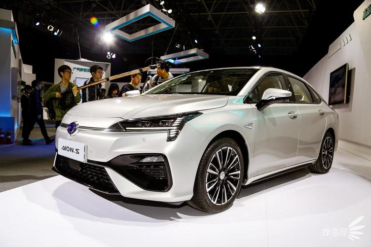 适合跑滴滴的纯电动车型推荐,跑滴滴性价比最高的车推荐