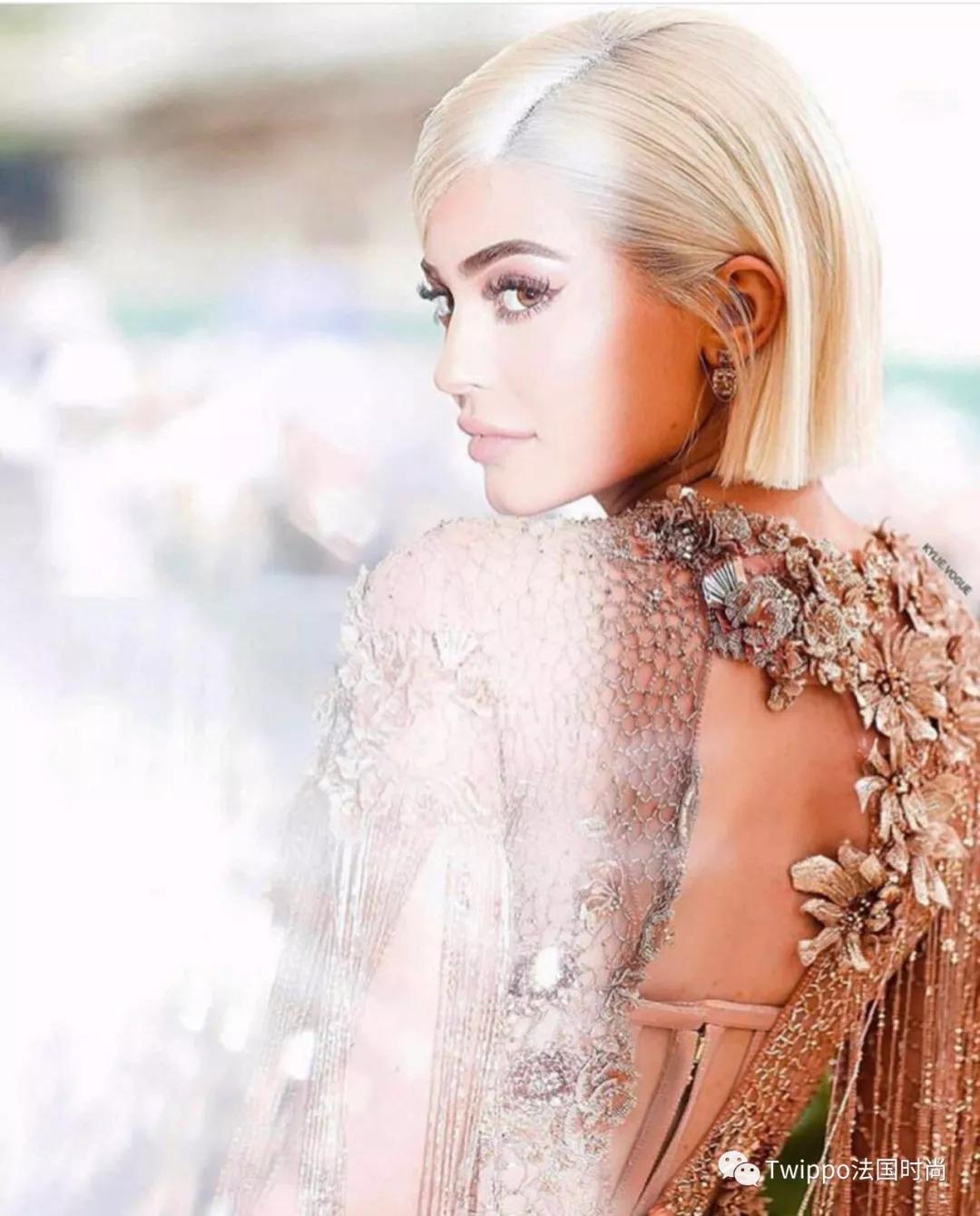 圆脸发型女2021流行发型减龄,40-50岁圆脸减龄发型最新