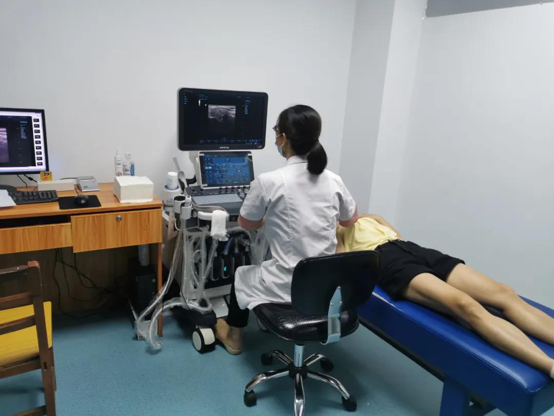 医院新引进仪器,医院引进先进显微设备