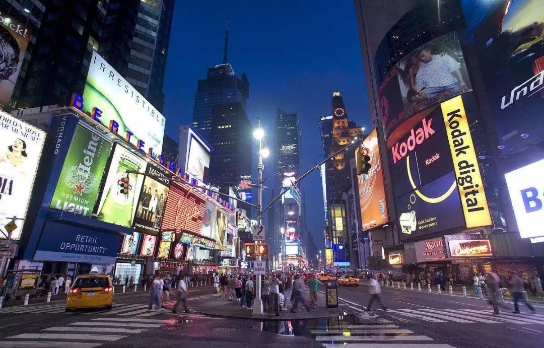 历史上的今天——1626年5月24日，荷兰人从印第安人那买下曼哈顿