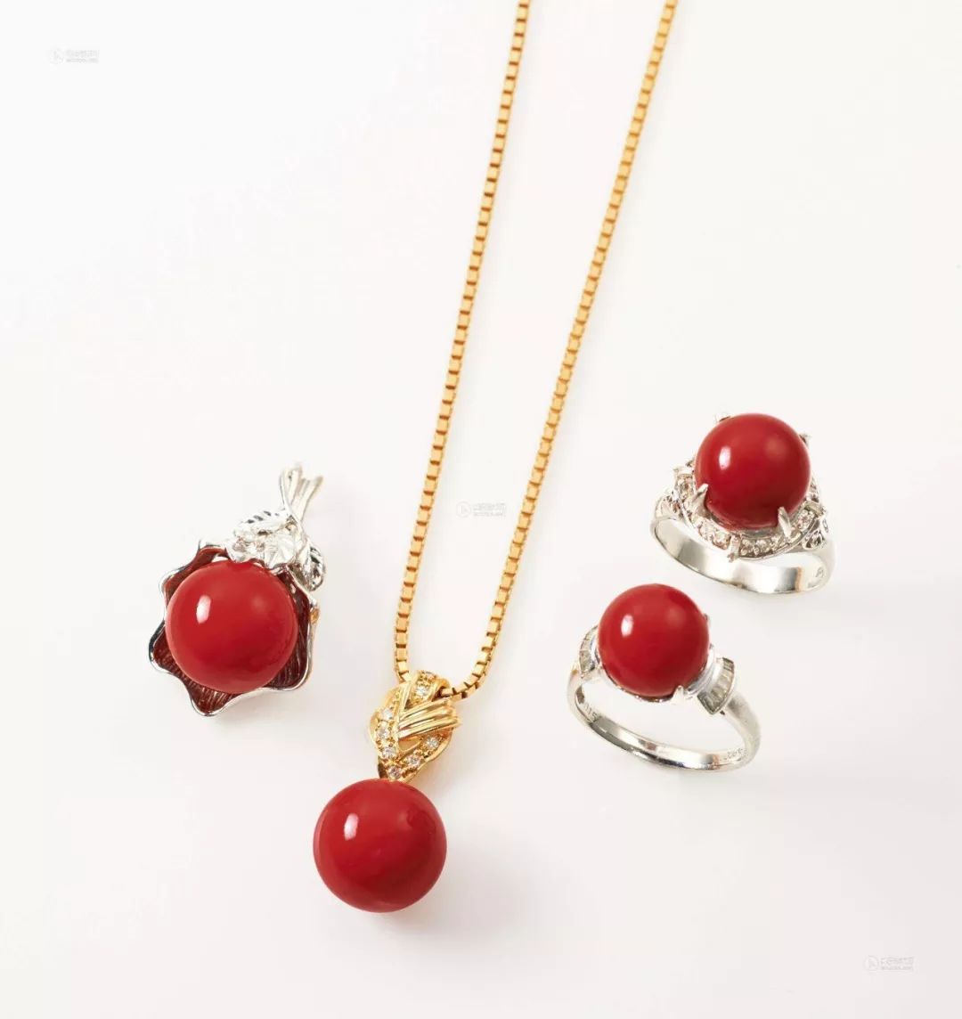 在户外挖到这样宝石千万别扔掉,不怕太阳暴晒的宝石