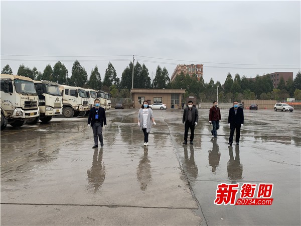 铆足干劲赶进度全力以赴抓项目,铆足干劲忙生产全力满足市场需求