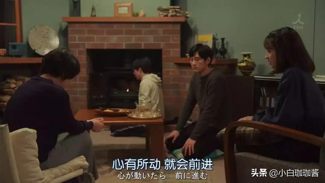 疫情期间正能量情侣异地恋,异地恋疫情时期的心酸