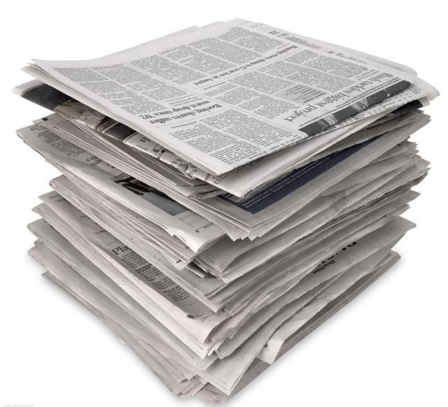 玻璃上的水垢用洁厕液能清理掉么,浴室玻璃水垢如何清除小技巧