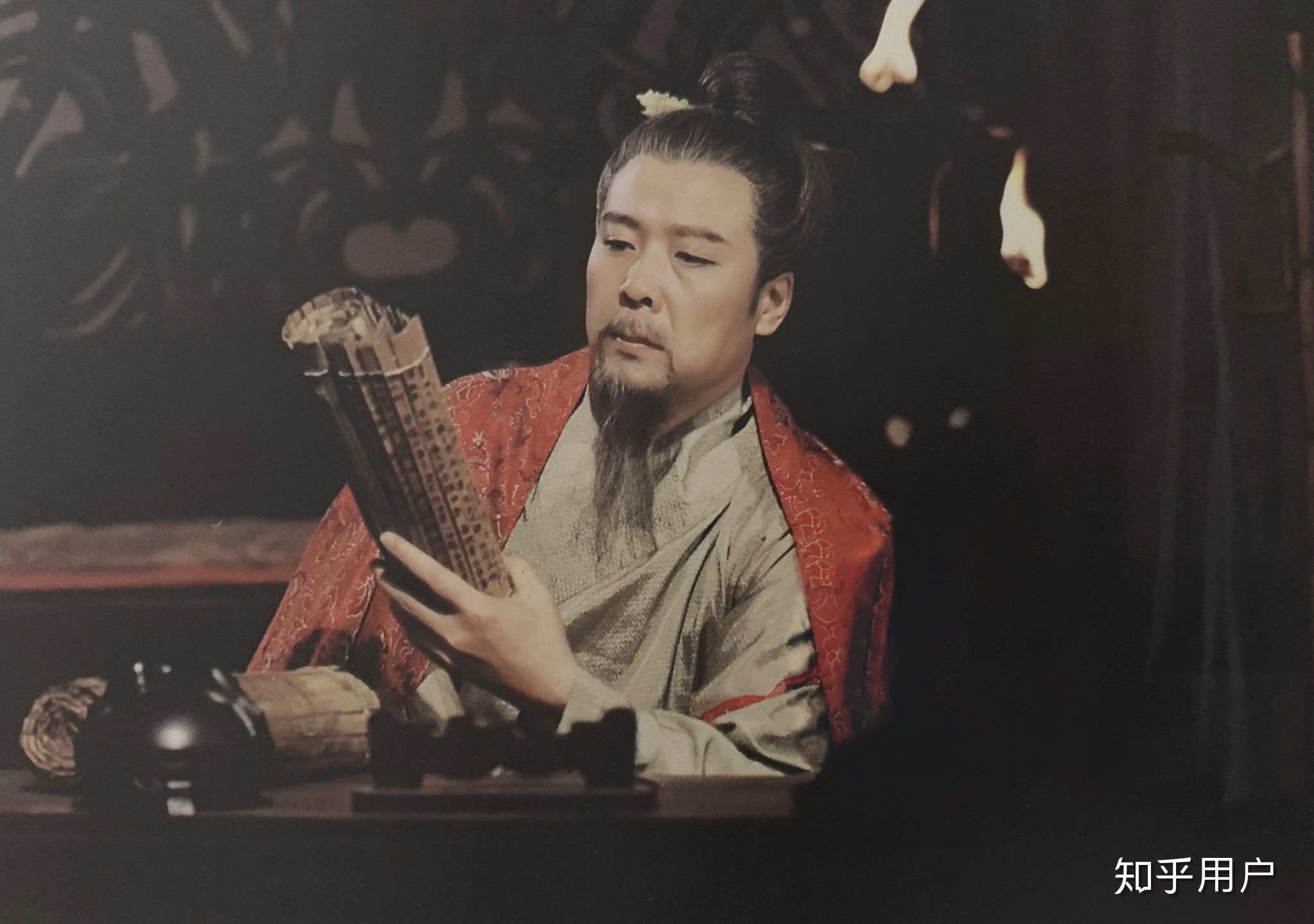 老不看三国下半句,为什么说老不看三国少不看水浒