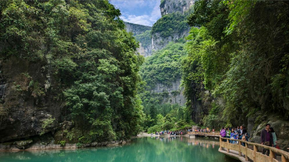 热腾腾麻辣火锅,8d魔幻山城重庆美食街