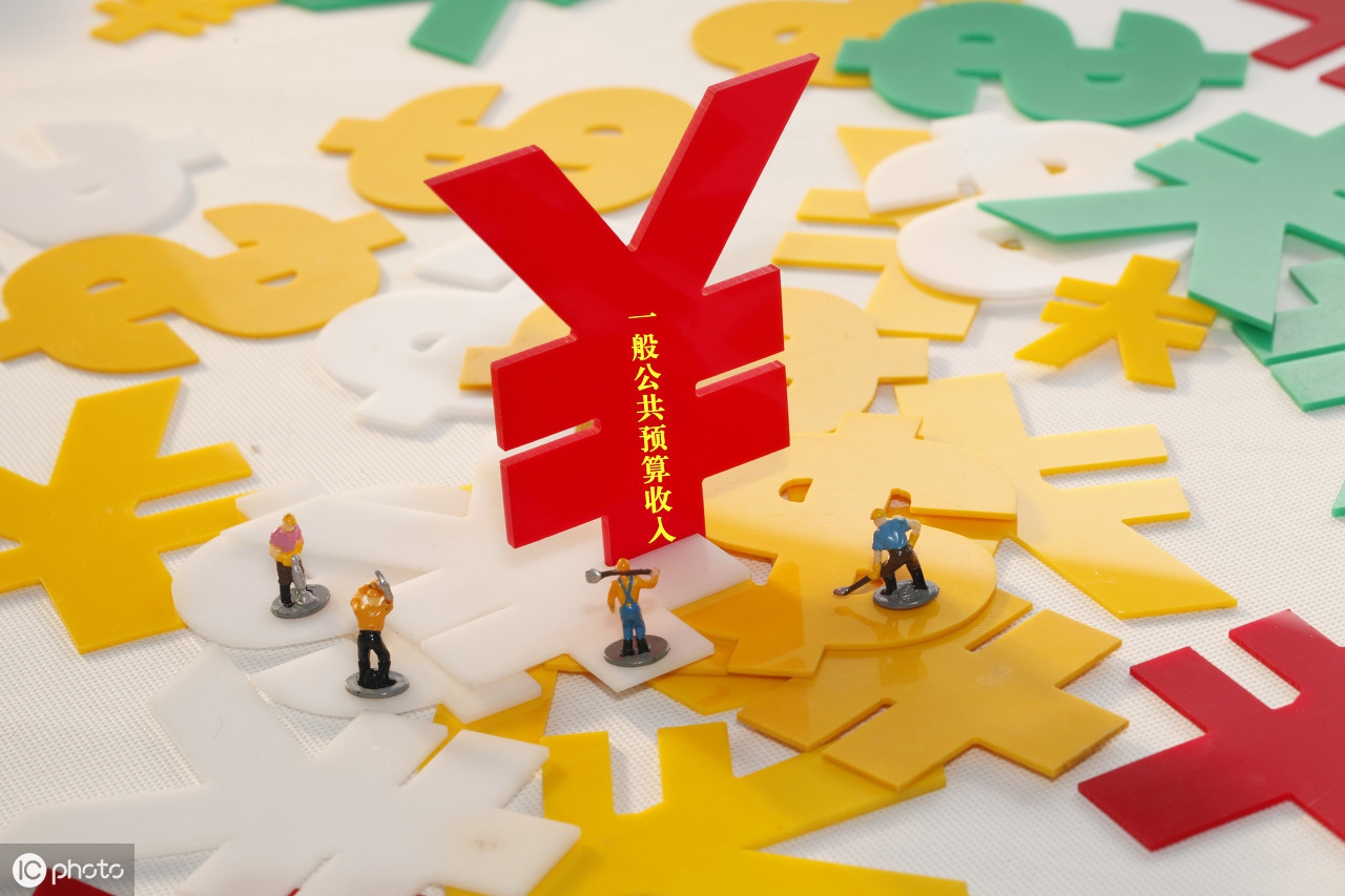 品牌折扣童装店进货怎样更划算,怎么样开好童装特价店