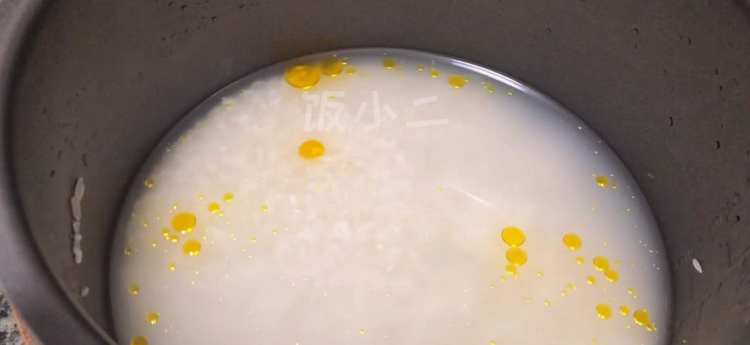 米饭如何蒸又软又香窍门,蒸米饭别再加水了教你好吃的做法