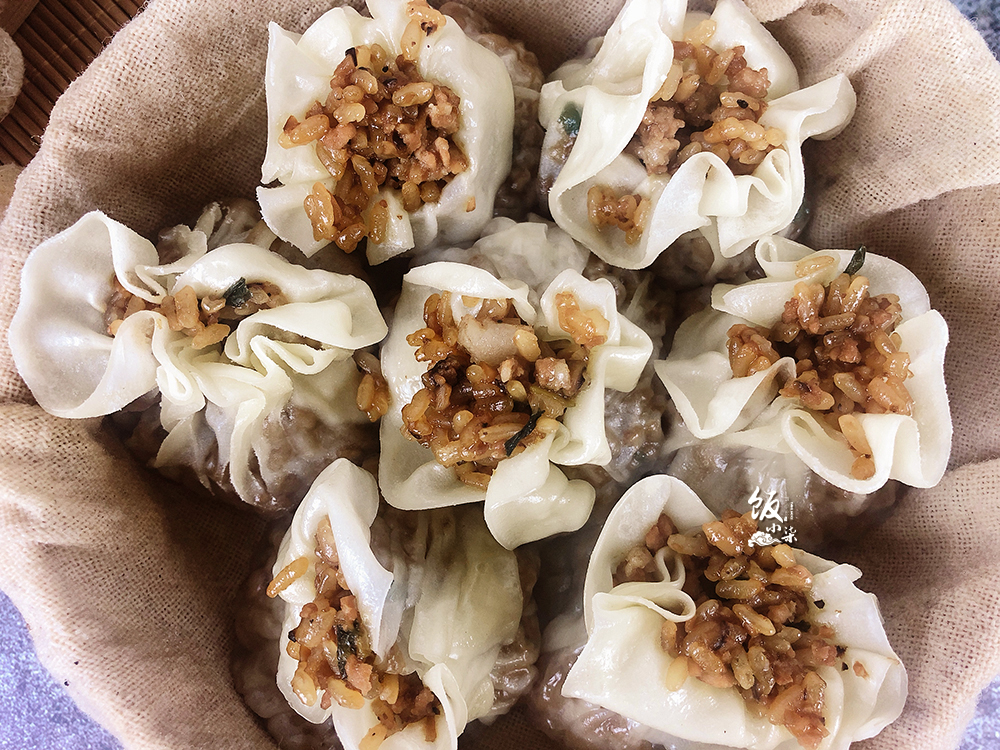 剩余的饺子皮做蒸饺,剩的饺子皮别扔这样做比春卷好吃