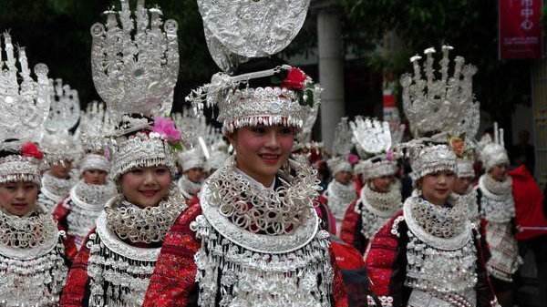 藏银苗银泰银和纯银有什么区别,苗银藏银泰银和纯银的区别