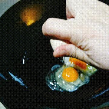 香菇鸡丁米线鸡汤怎么熬,香菇鸡丁米线的鸡丁卤怎么熬制