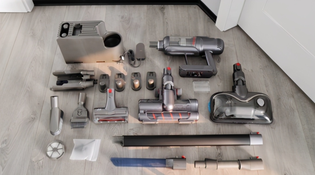 小狗吸尘器和卡赫吸尘器哪个好,小狗吸尘器和飞利浦吸尘器哪个好