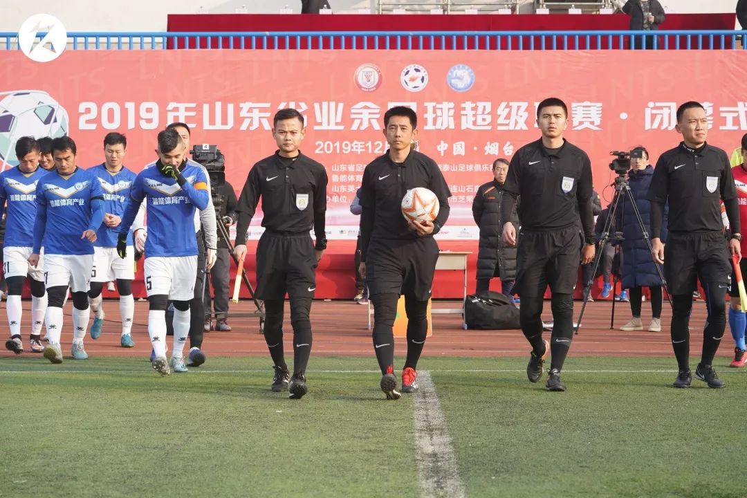 中国业余足球比赛实况直播,足球赛火热视频