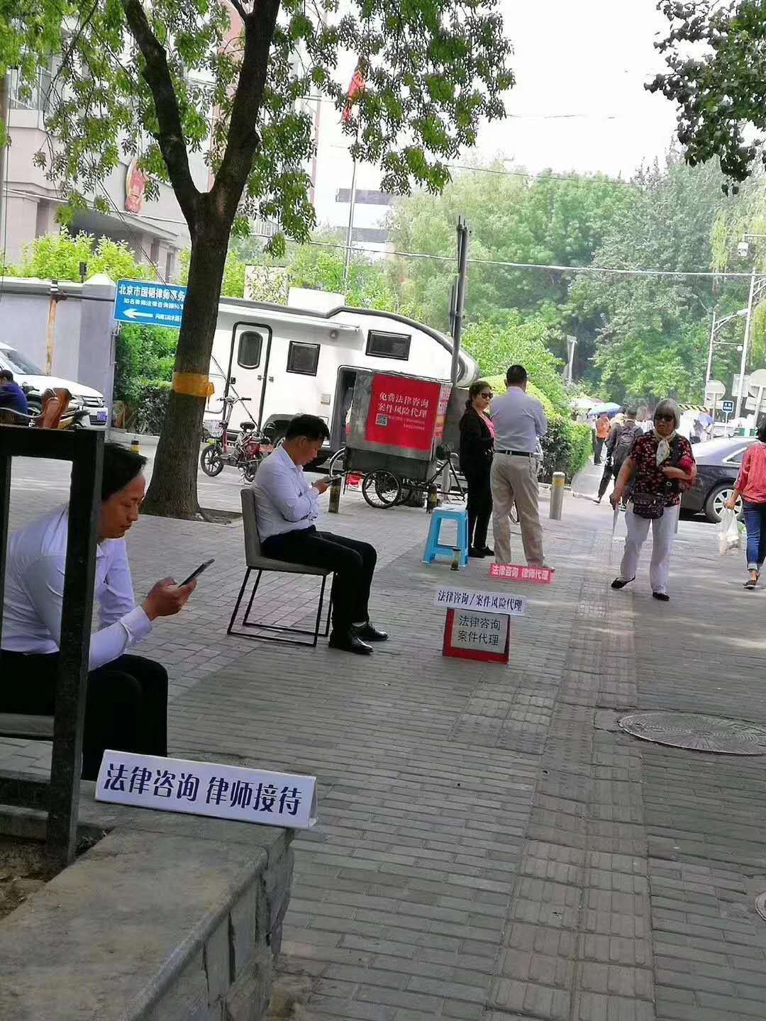 地摊人必看的赚钱方式,地摊经济时代赚钱方法