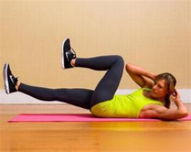 产后骨盆松弛下垂？学会这四招瑜伽体式，轻松恢复曼妙身姿