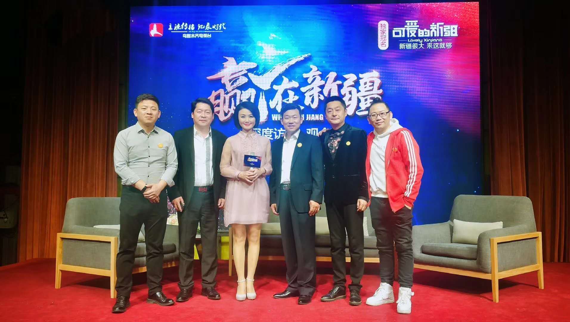 璧㈠湪鏂扮枂璁胯皥鑺傜洰鏉庡▉,璧㈠湪鏂扮枂鏍忕洰