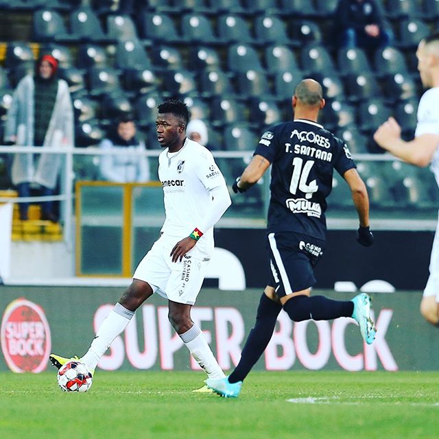 塔普索巴曼联,药厂后卫塔普索巴