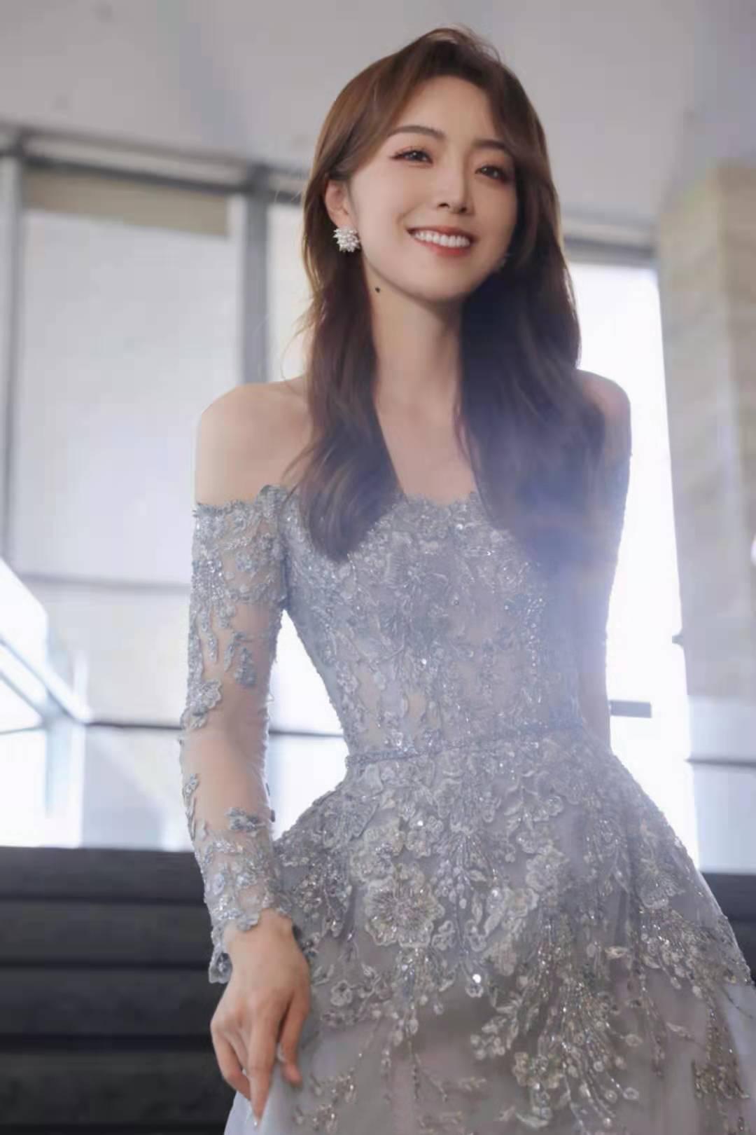 余霜jk,余霜小钰图片