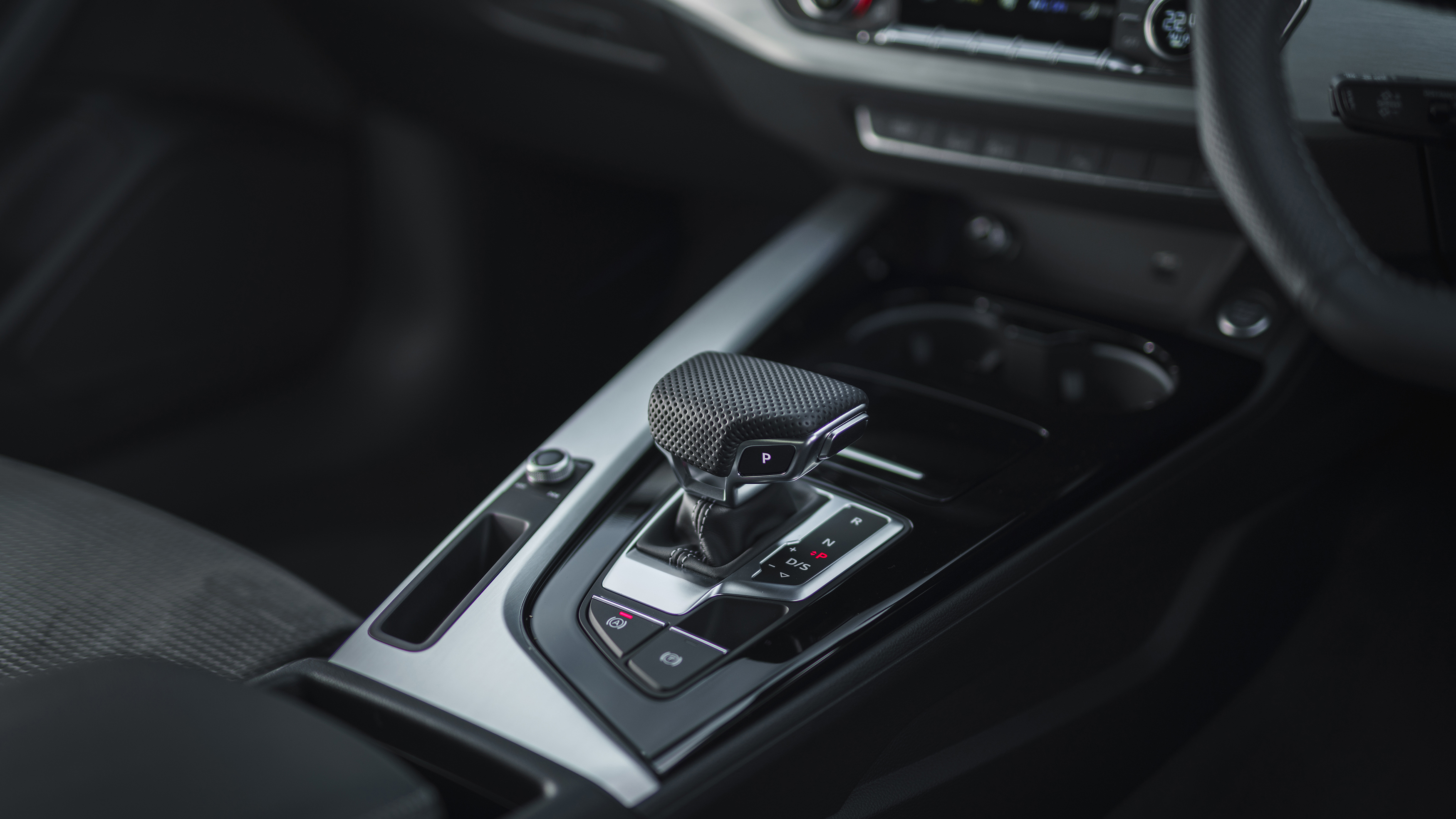 硬顶跑车奥迪a5,想要一辆省油省心空间大的家用车