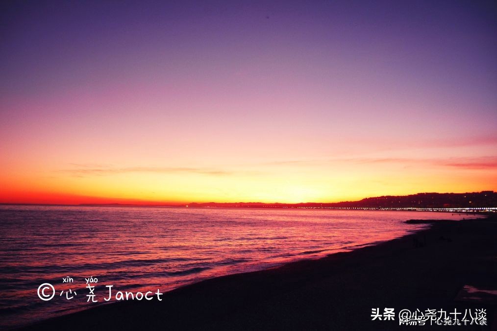 法国蔚蓝海岸完整版,法国尼斯蔚蓝海岸的天气