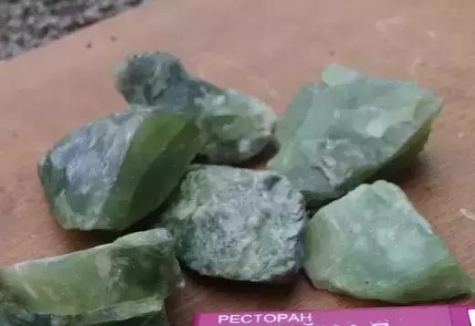 真玉石的简单鉴别,玉石真假查询