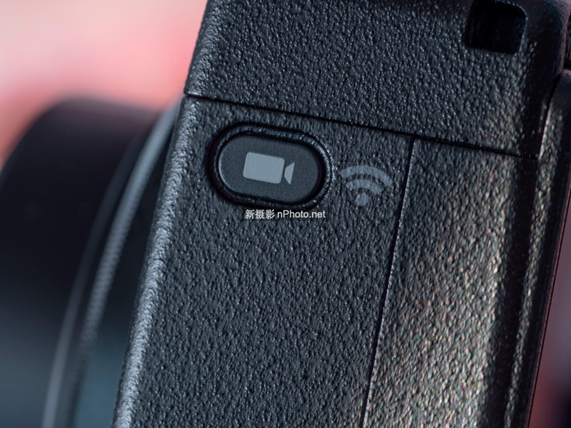 街拍骚机理光GRIII上手体验：熟悉的配方，更香的味道！