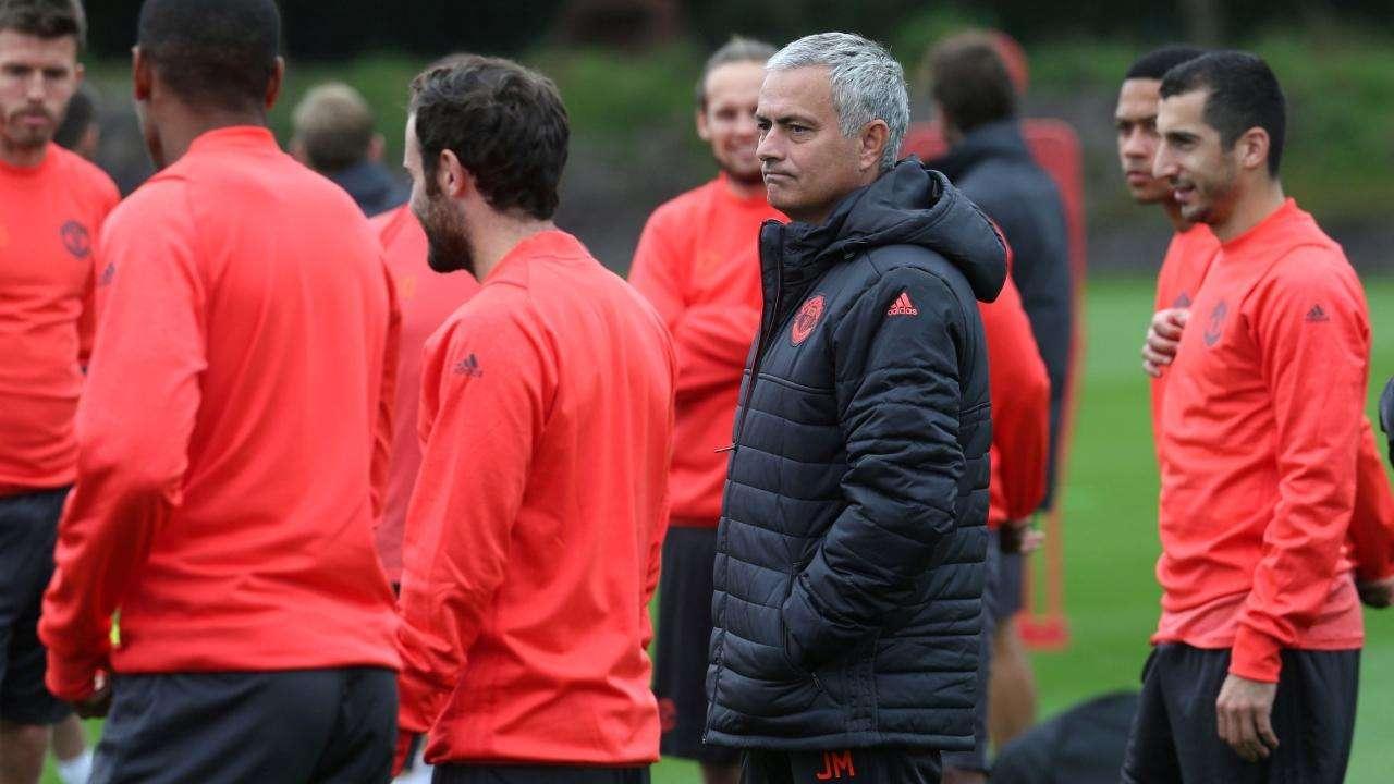 一分钟了解足球俱乐部,世界足球主教练战术分析