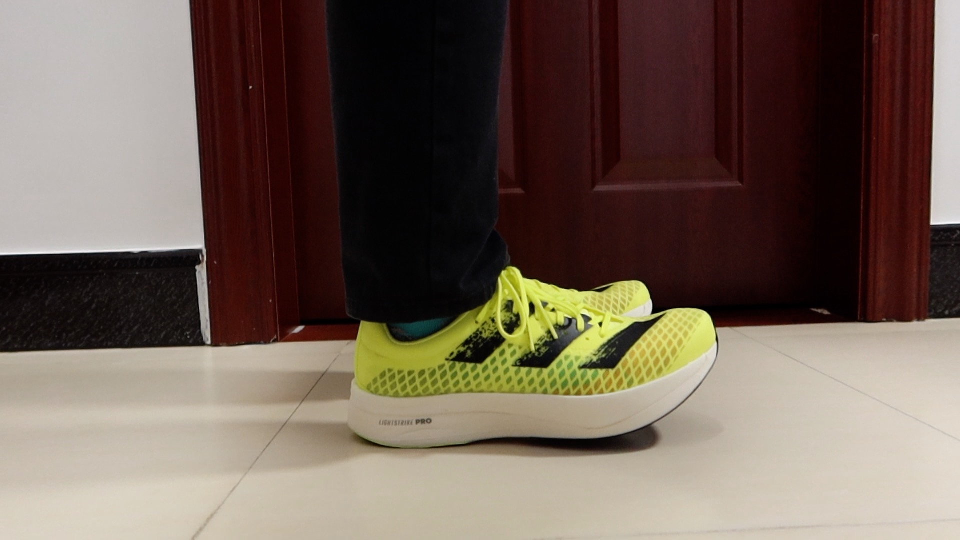 adidastakumisen6多少克,adidastakumisen6测评