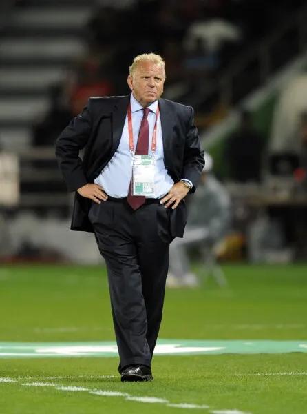 中国男足历届主教练范志毅,中国足球主教练胜率