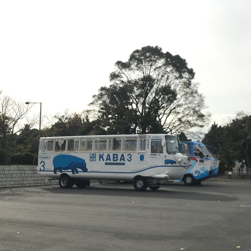 闭着眼睛也能随便过关,闭着眼睛也能玩手机