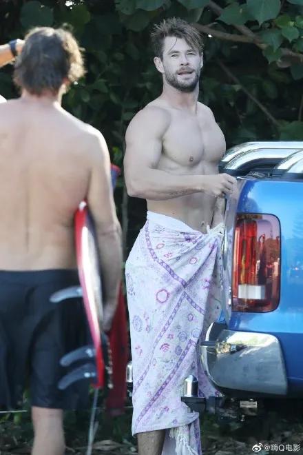 雷神锤哥真实身材,雷神锤哥身材照片