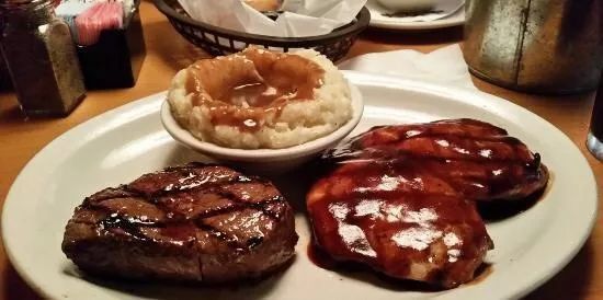 第一次去迪拜还要转机去沙特,第一次去迪拜买单程机票给签证吗