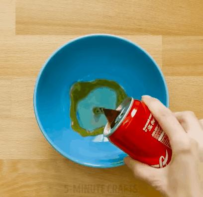 一瓶3块钱的可乐能赚多少钱,3块钱的可乐喝一口永远值两块九