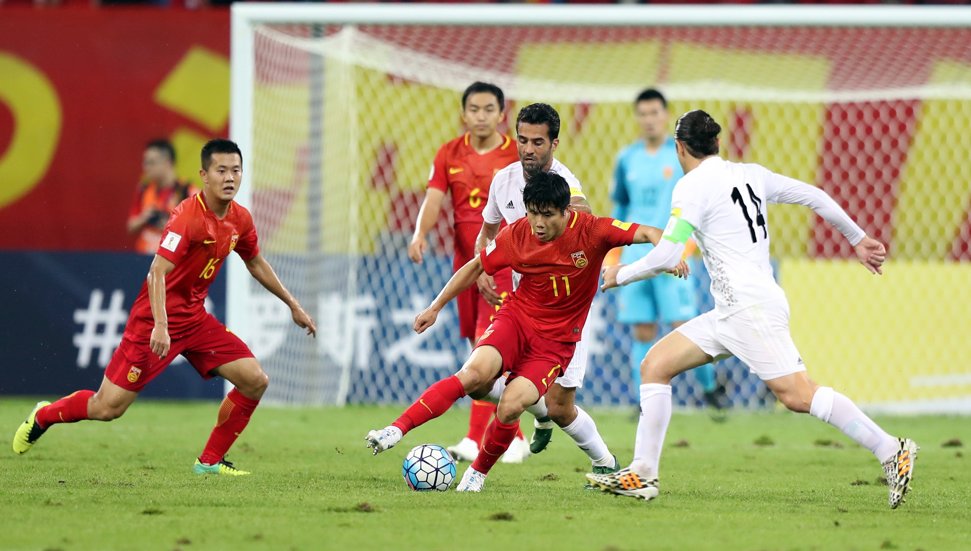 俱乐部胁迫足协，降级名额只保留1.5个，球队怎么办？