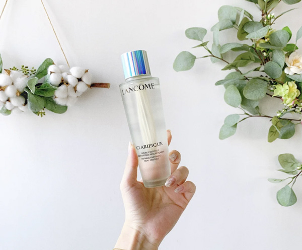 干燥肌肤用什么精华比较好,干燥肌肤保湿水