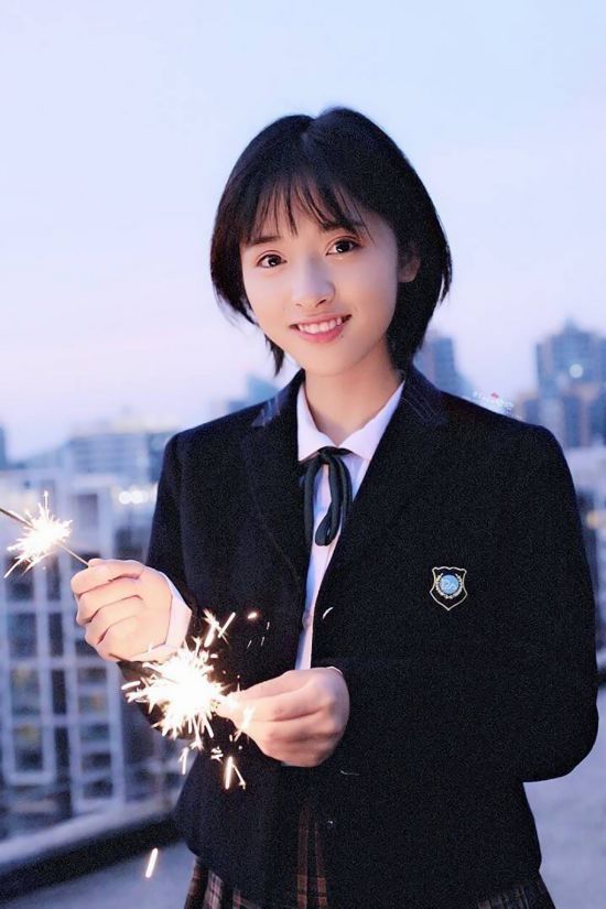 林允最新ck图片,林允ck广告视频