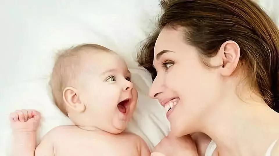 宝宝不吃奶瓶的正确解决方法,宝宝排斥奶瓶怎么办一喝就干呕