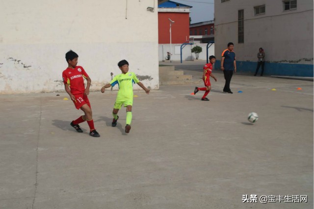 平顶山宝丰周庄实验小学足球队,宝丰县周庄镇中心校