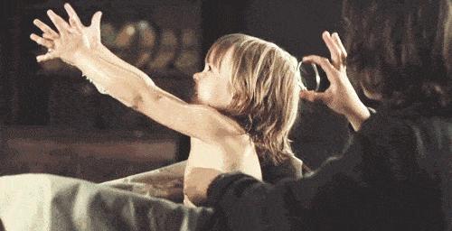 当孩子摸小鸡鸡、骑枕头、摸乳房……你的第一反应很重要