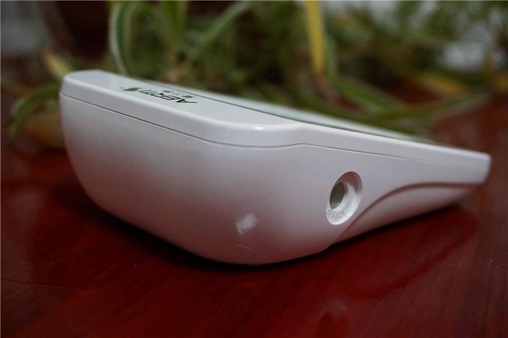 长坤手臂式智能电子血压计,爱尔泰血氧仪